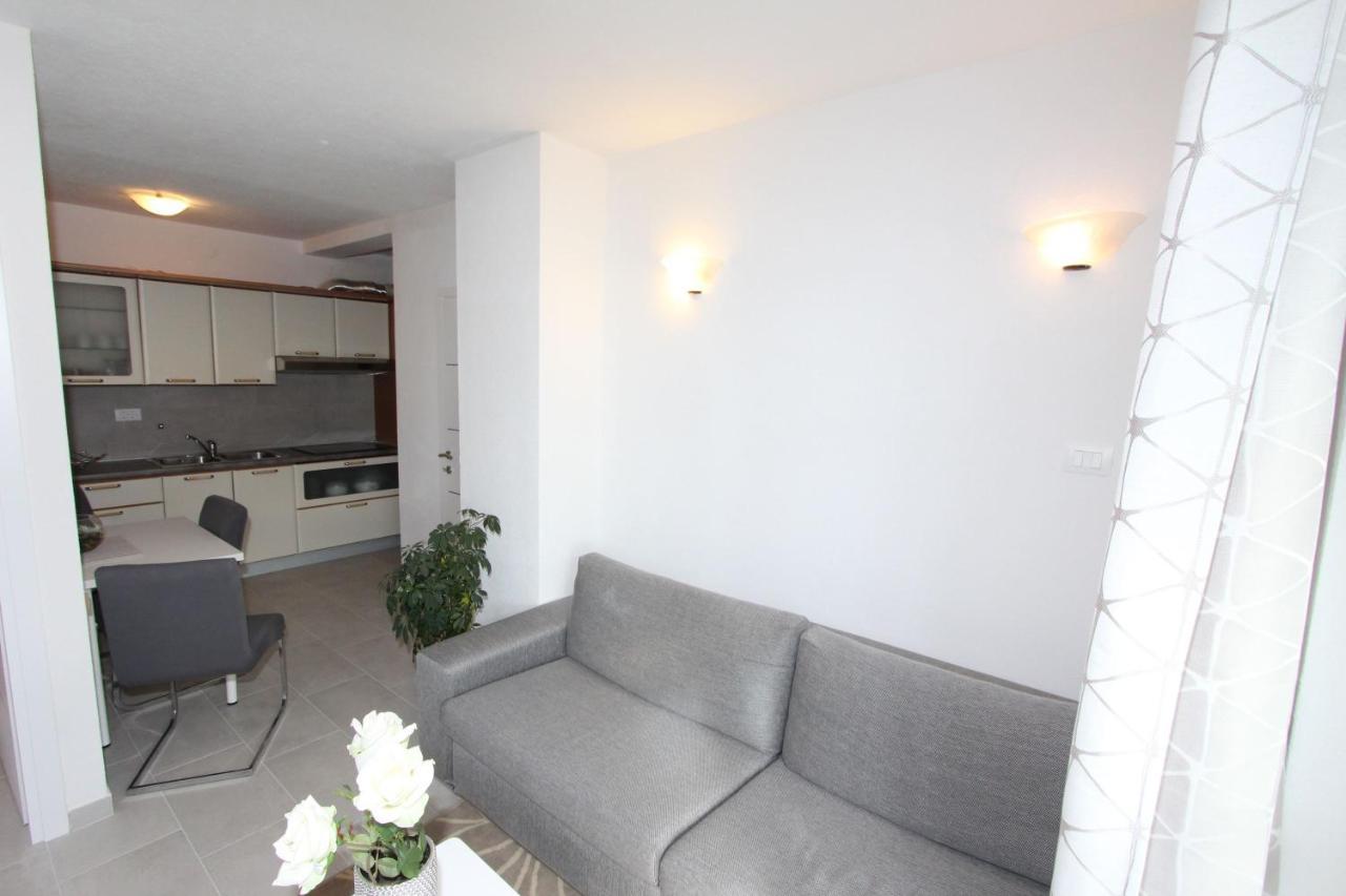 Apartment Stellina Ровинь Экстерьер фото